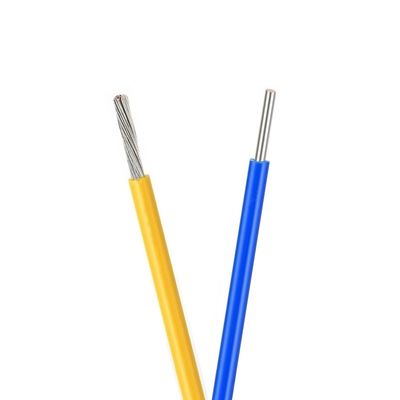 الأسلاك المعزولة PFA مع نطاق درجة حرارة واسع (-60 ~ + 250 ° C) ومقاومة الكيميائية لتطبيقات الاحتكاك المنخفضة